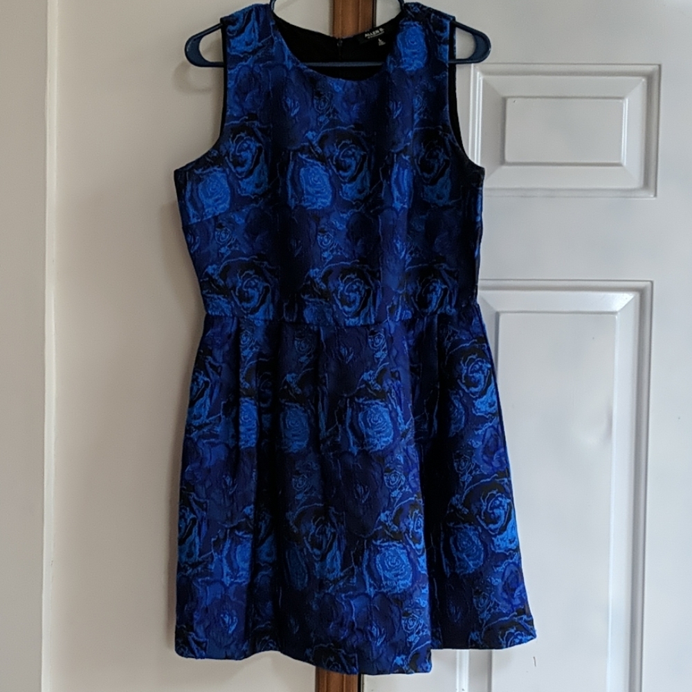 Women's dress